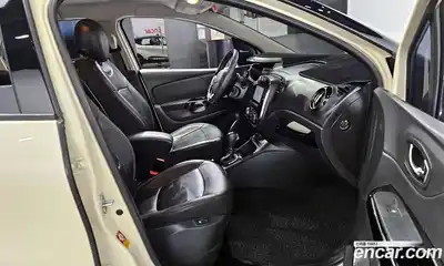 Renault QM3 2016 1.5 Автомат в Москве № 148196, миниатюра 3