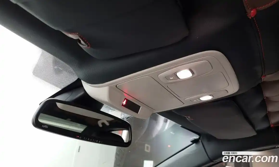 Renault SM6 2022 2.0 Автомат в Москве № 149797, фото 16