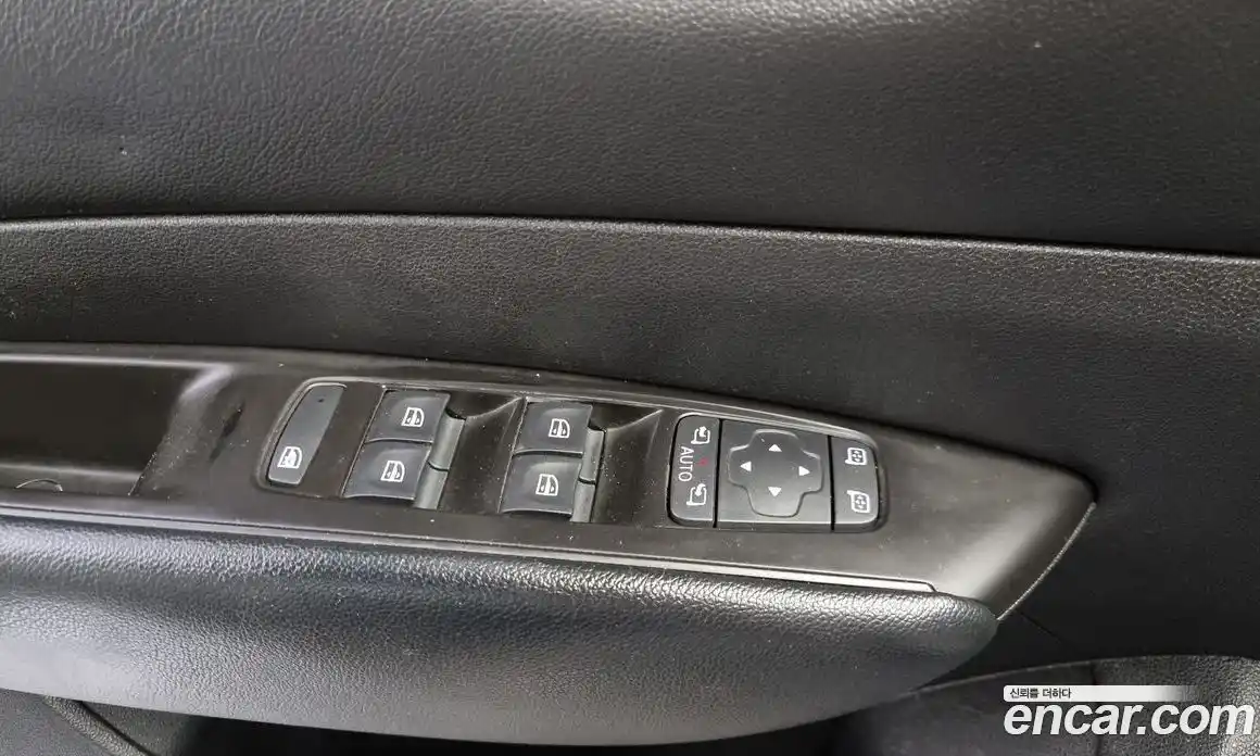 Renault SM6 2022 2.0 Автомат в Москве № 149797, фото 6