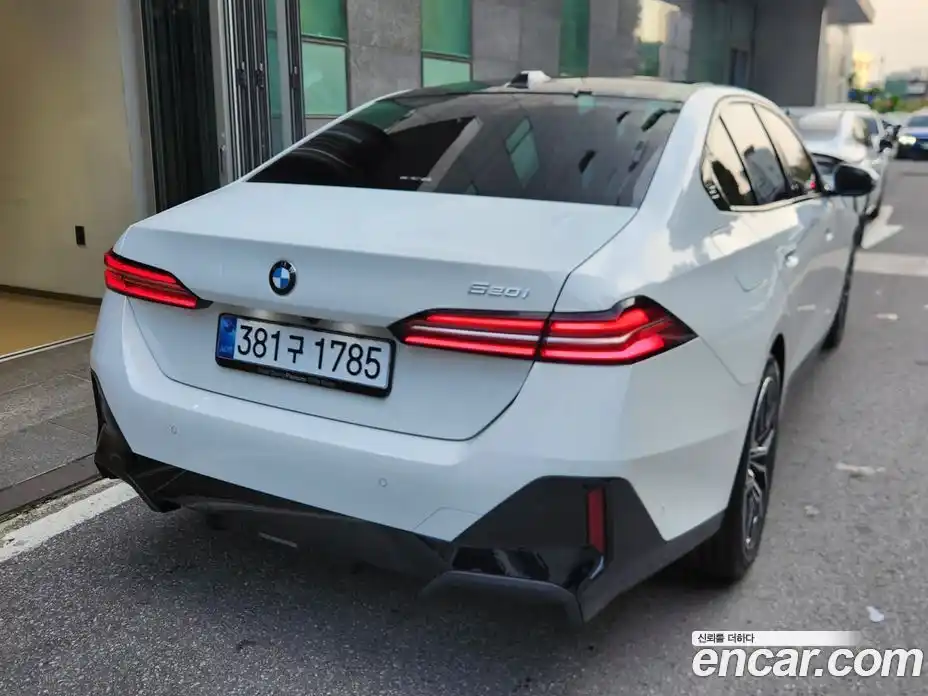 BMW 5-Series 2025 2.0 Автомат в Москве № 153166, фото 3