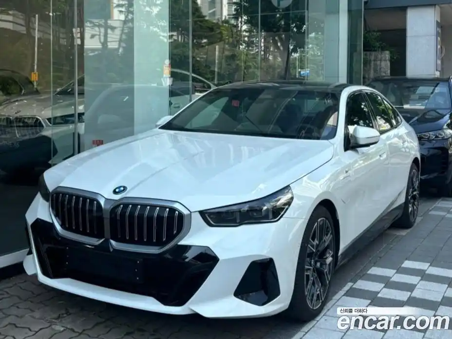 BMW 5-Series 2024 2.0 Автомат в Москве № 154251, фото 15