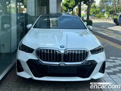 BMW 5-Series 2024 2.0 Автомат в Москве № 154251, миниатюра 10