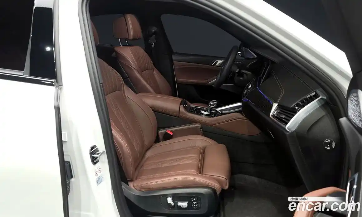 BMW X6 2023 3.0 Автомат в Москве № 154561, фото 16