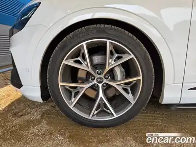 Audi Q8 2023 3.0 Автомат в Москве № 155693, миниатюра 7