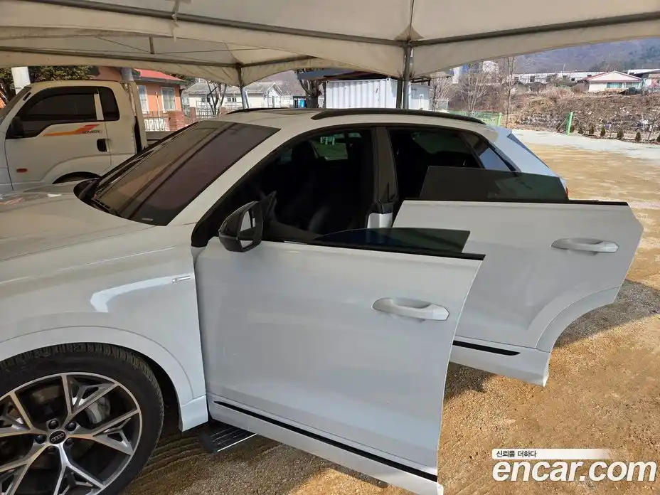 Audi Q8 2023 3.0 Автомат в Москве № 155693, фото 8