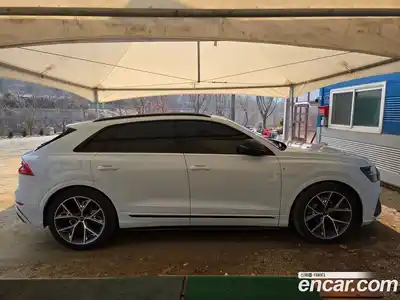 Audi Q8 2023 3.0 Автомат в Москве № 155693, миниатюра 9