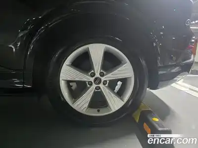 Audi Q4 e-tron 2023 Автомат в Москве № 156808, миниатюра 5