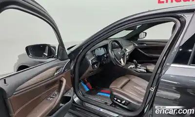 BMW 5-Series 2018 2.0 Автомат в Москве № 158159, миниатюра 11