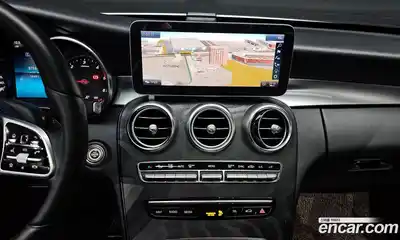 Mercedes-Benz C-Class 2019 1.9 Автомат в Москве № 160459, миниатюра 12