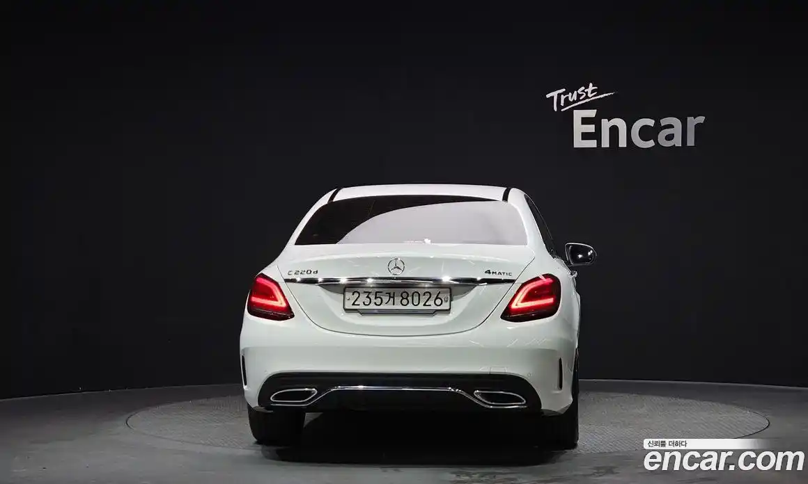 Mercedes-Benz C-Class 2019 1.9 Автомат в Москве № 160459, фото 15