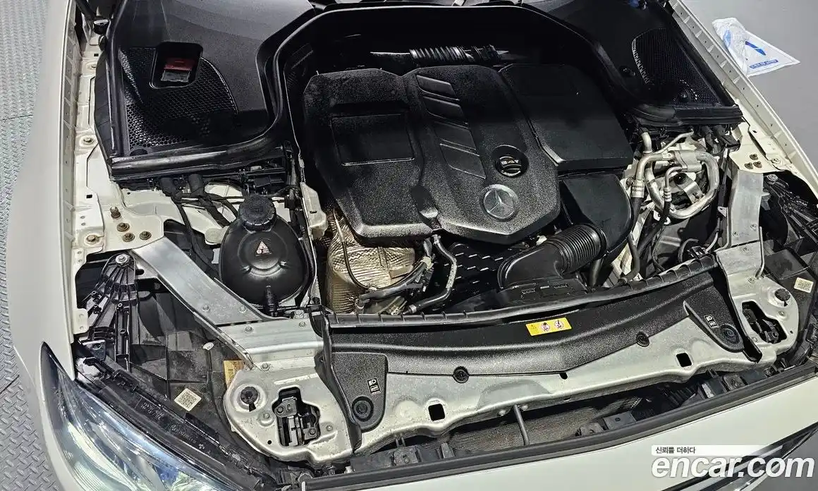 Mercedes-Benz E-Class 2020 1.9 Автомат в Москве № 160767, фото 12