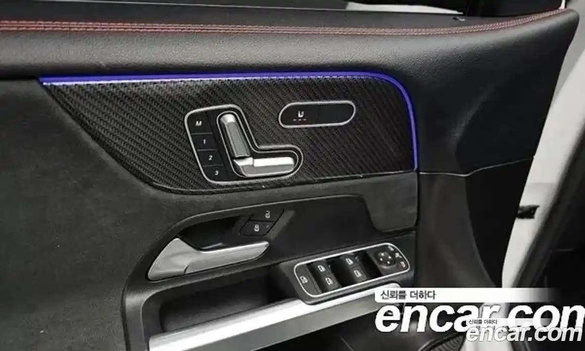 Mercedes-Benz GLB-Class 2020 2.0 Автомат в Москве № 160963, фото 17