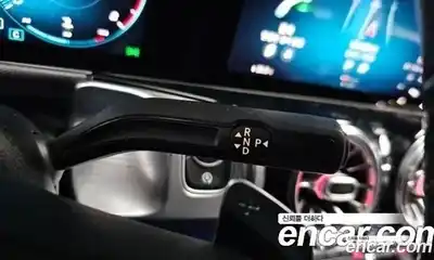 Mercedes-Benz GLB-Class 2020 2.0 Автомат в Москве № 160963, миниатюра 9