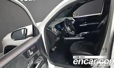 Mercedes-Benz GLB-Class 2020 2.0 Автомат в Москве № 160963, миниатюра 10