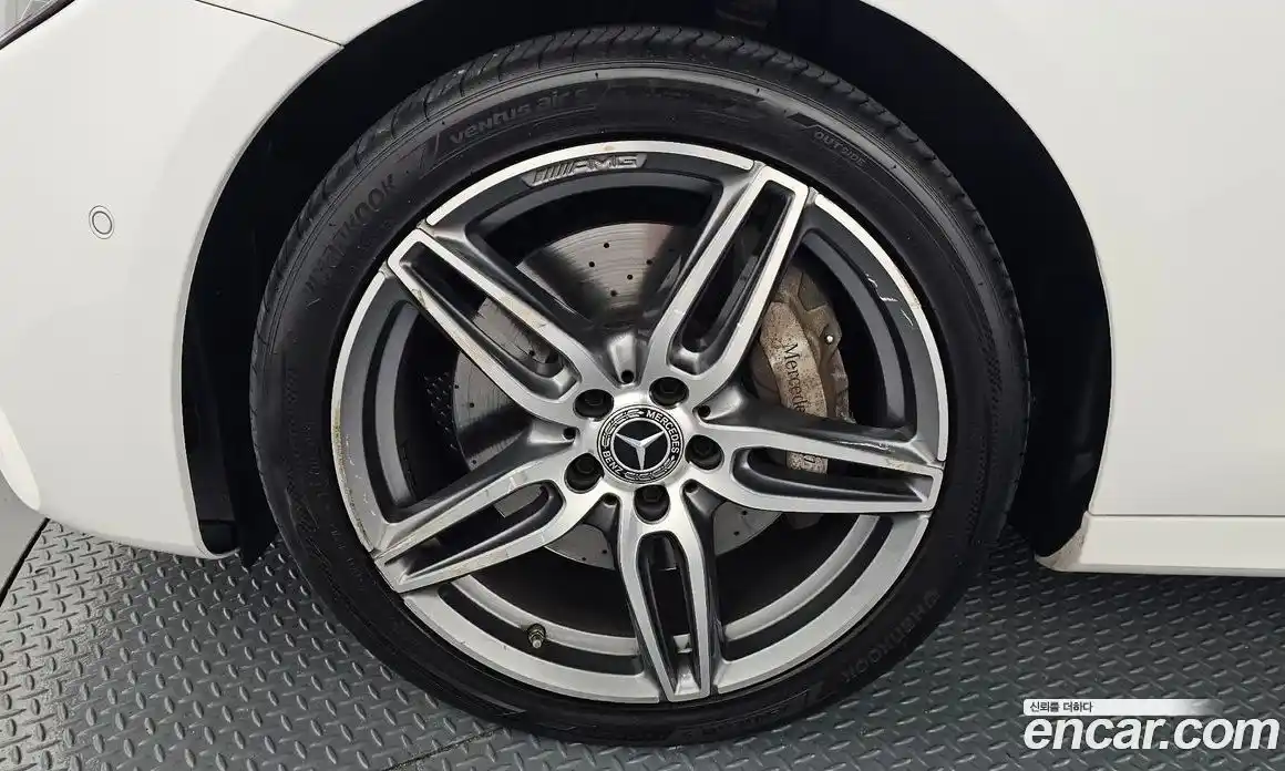 Mercedes-Benz E-Class 2020 2.0 Автомат в Москве № 161862, фото 12