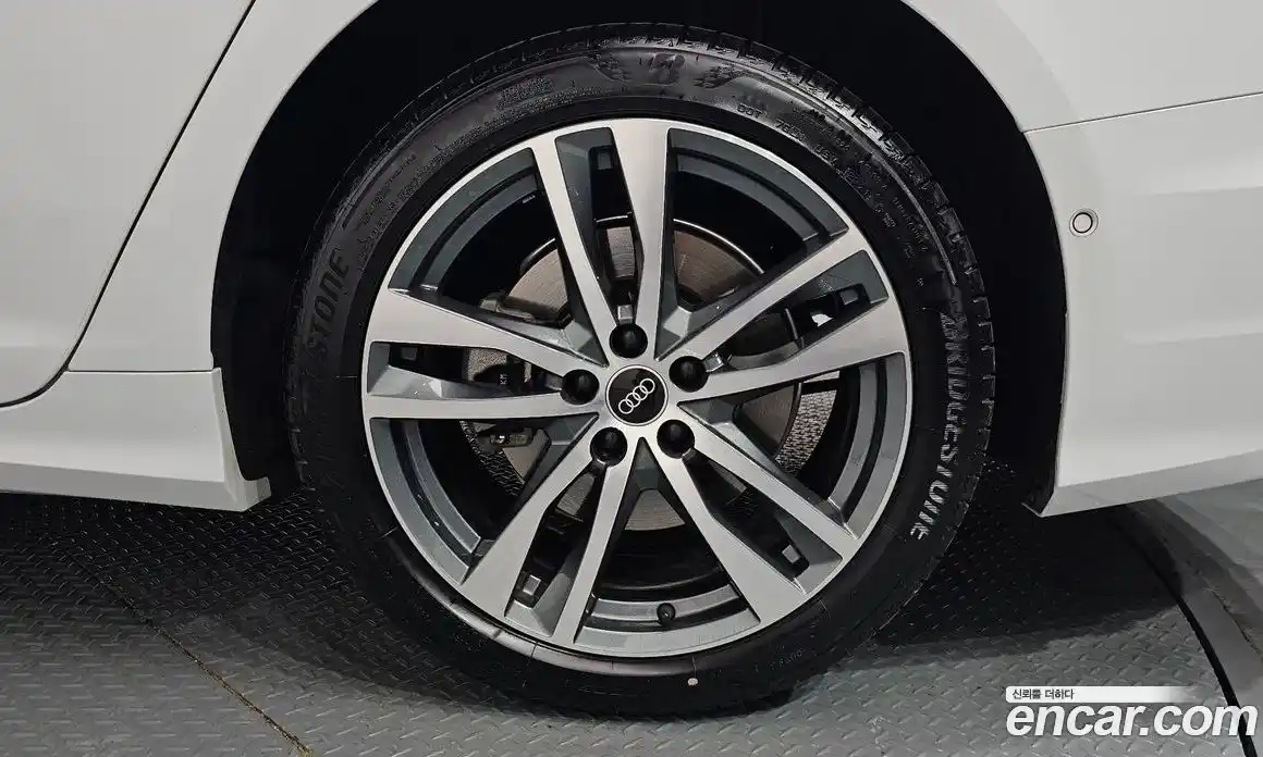 Audi A6 2022 2.0 Автомат в Москве № 162716, фото 5