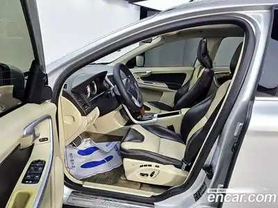 Volvo XC60 2011 2.4 Автомат в Москве № 164856, миниатюра 11