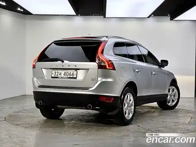 Volvo XC60 2011 2.4 Автомат в Москве № 164856, миниатюра 2