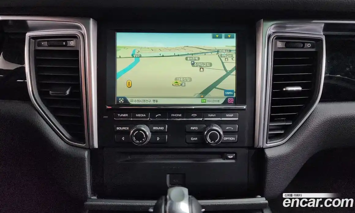 Porsche Macan 2015 3.0 Автомат в Москве № 165326, фото 14