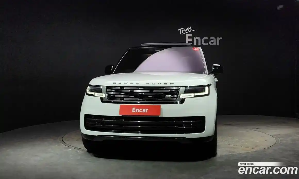 Land Rover Range-Rover 2023 4.4 Автомат в Москве № 166093, фото 20