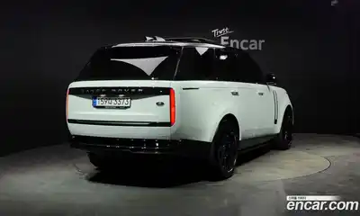 Land Rover Range-Rover 2023 4.4 Автомат в Москве № 166093, миниатюра 4