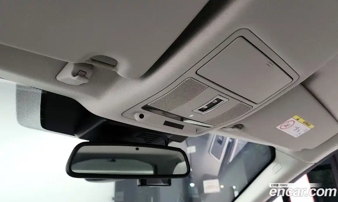 Land Rover Discovery Sport 2016 2.0 Автомат в Москве № 166451, фото 14