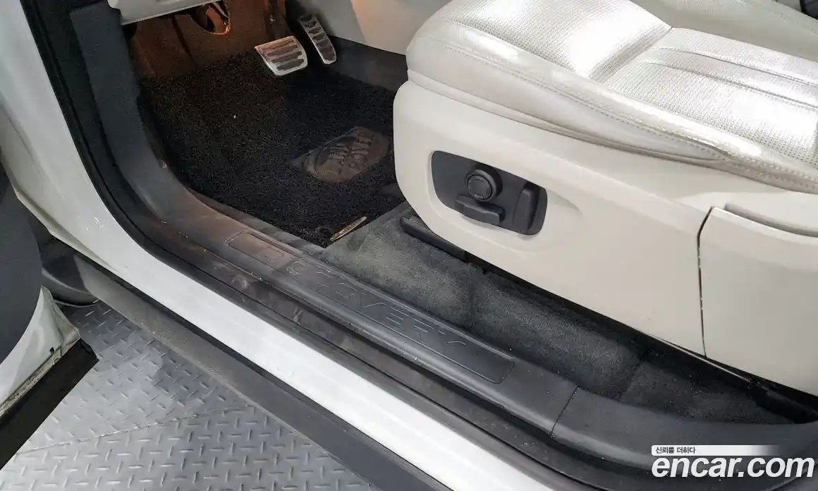 Land Rover Discovery Sport 2016 2.0 Автомат в Москве № 166451, фото 6