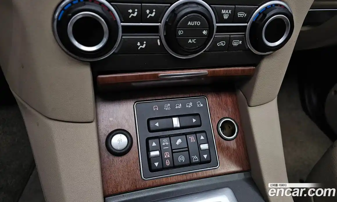 Land Rover Discovery 2016 3.0 Автомат в Москве № 166478, фото 16