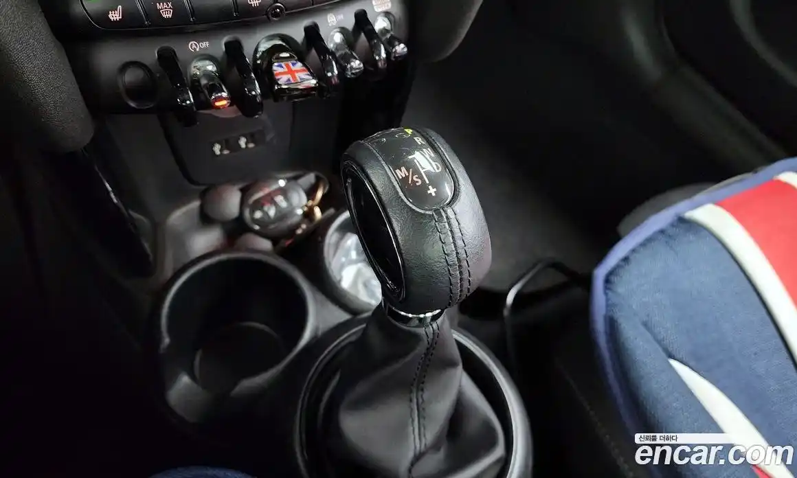 Mini Cooper 2019 1.5 Автомат в Москве № 167239, фото 19