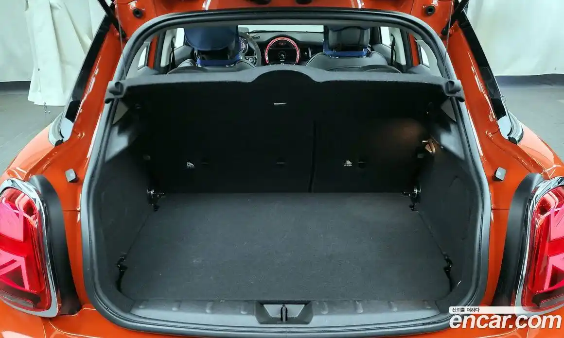 Mini Cooper 2019 1.5 Автомат в Москве № 167239, фото 5