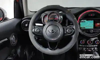 Mini Cooper 2019 1.5 Автомат в Москве № 167239, миниатюра 8