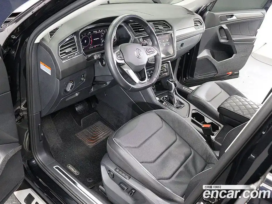 Volkswagen Tiguan 2023 2.0 Автомат в Москве № 169159, фото 16