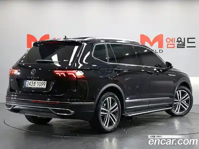 Volkswagen Tiguan 2023 2.0 Автомат в Москве № 169159, миниатюра 4