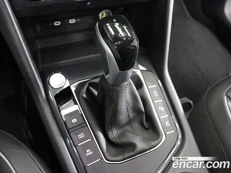 Volkswagen Tiguan 2023 2.0 Автомат в Москве № 169159, фото 8