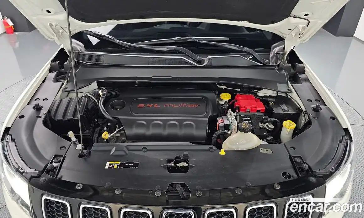 Jeep Compass 2019 2.4 Автомат в Москве № 169704, фото 8