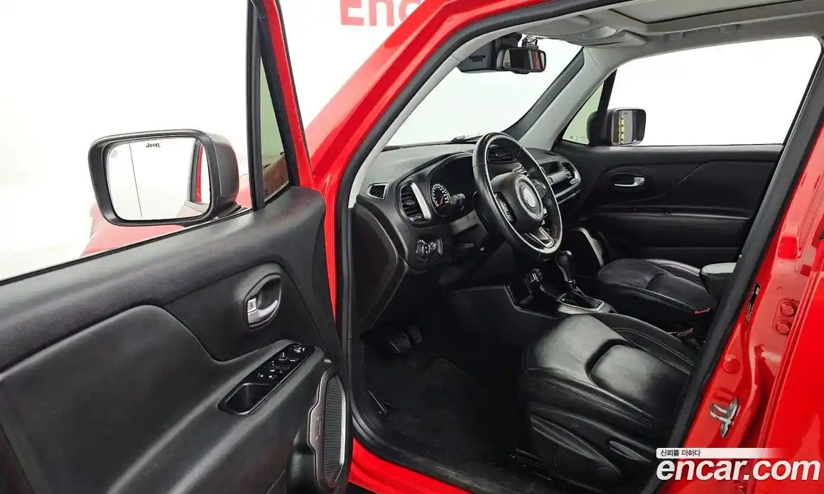 Jeep Renegade 2021 2.4 Автомат в Москве № 169812, фото 19