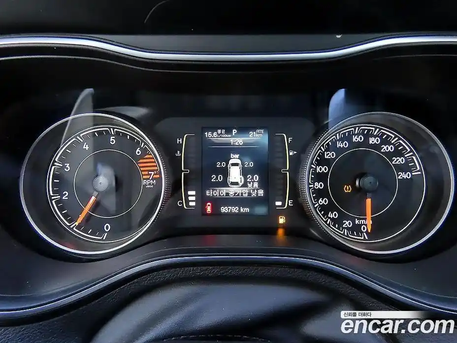 Jeep Cherokee 2019 2.4 Автомат в Москве № 170050, фото 9