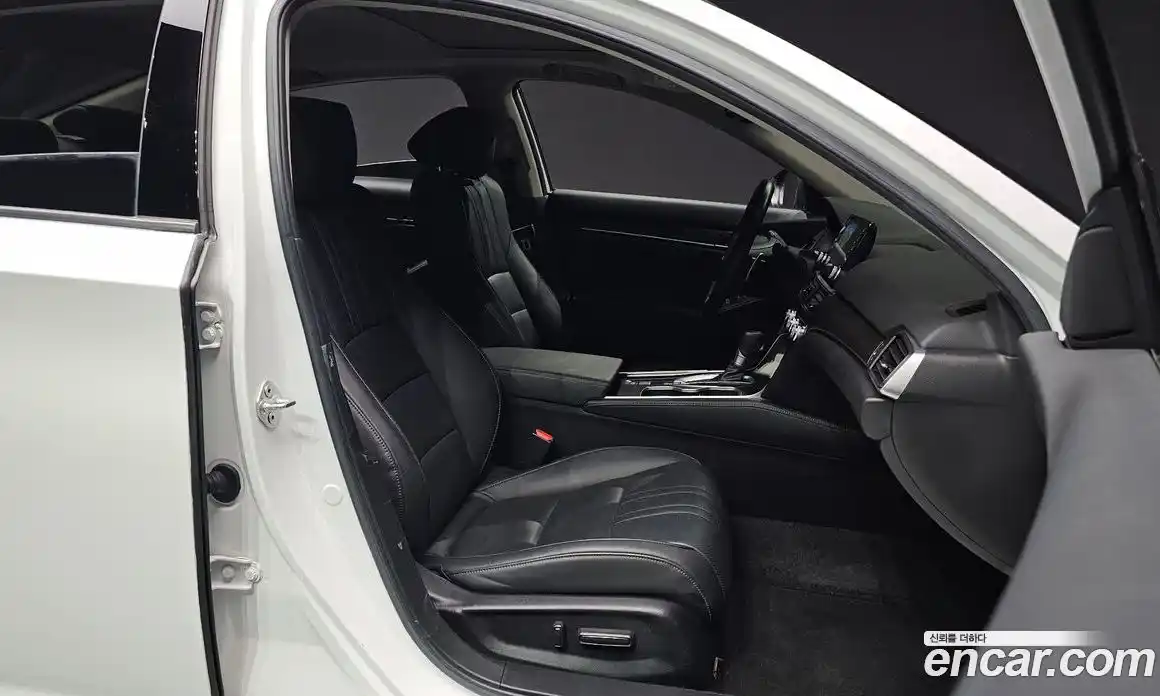 Honda Accord 2021 1.5 Автомат в Москве № 170479, фото 4