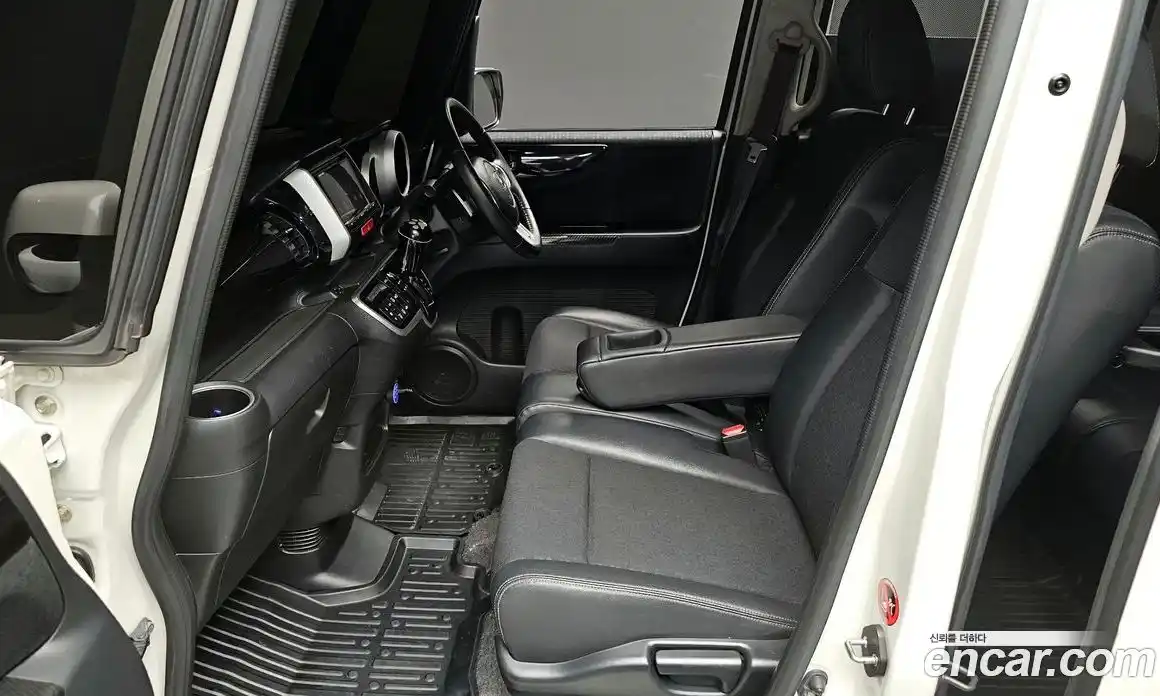 Honda N-BOX 2016 0.7 Автомат в Москве № 170586, фото 13