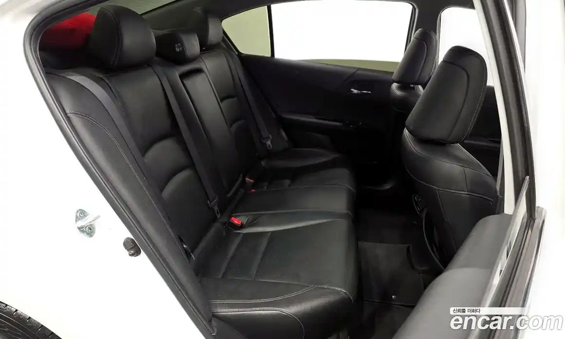 Honda Accord 2017 2.0 Автомат в Москве № 170605, фото 12