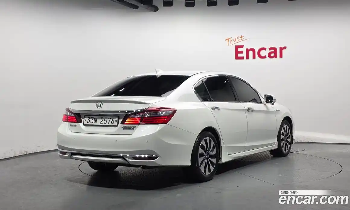 Honda Accord 2017 2.0 Автомат в Москве № 170605, фото 10