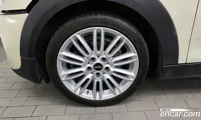 Mini Cooper 2017 2.0 Автомат в Москве № 175847, миниатюра 4