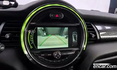 Mini Cooper 2017 2.0 Автомат в Москве № 175847, миниатюра 5