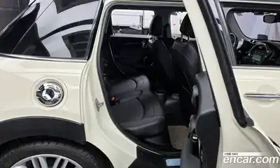 Mini Cooper 2017 2.0 Автомат в Москве № 175847, миниатюра 7