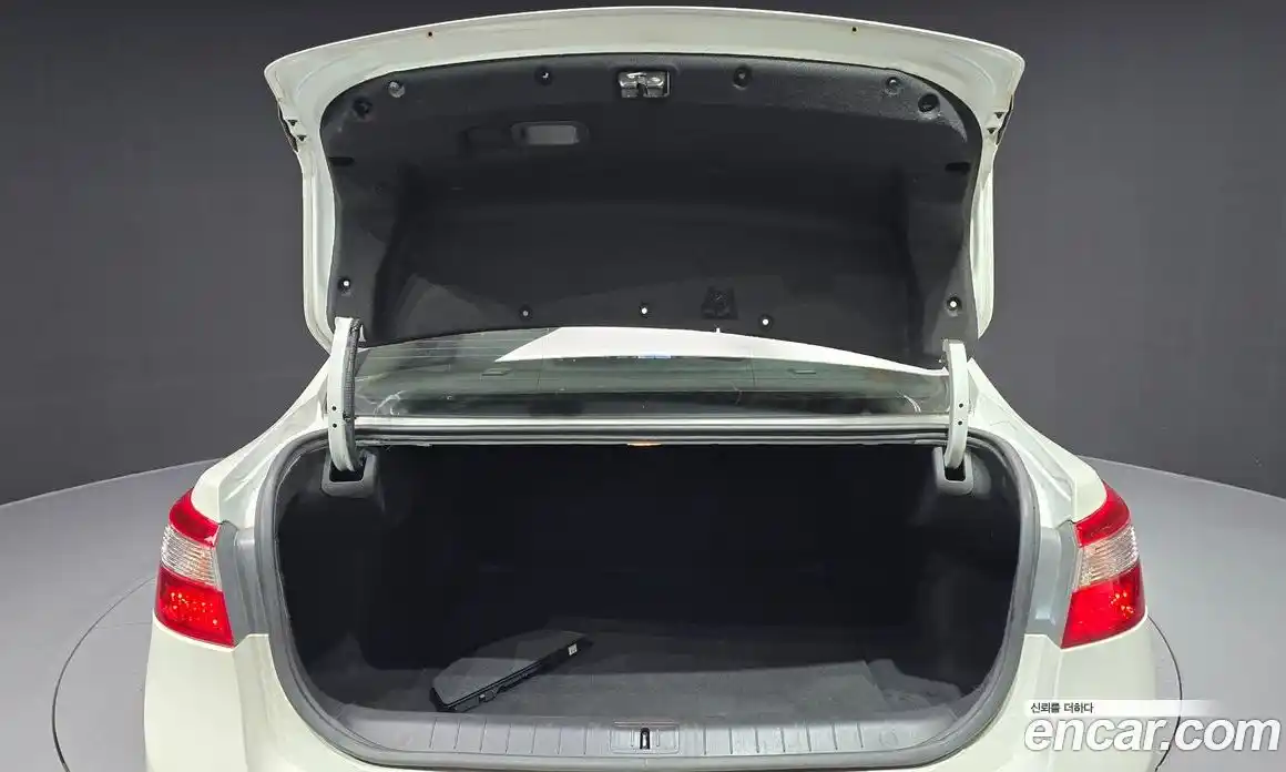 Renault SM5 2014 1.5 Автомат в Москве № 183617, фото 17