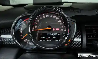 Mini Cooper 2020 2.0 Автомат в Москве № 187103, миниатюра 8