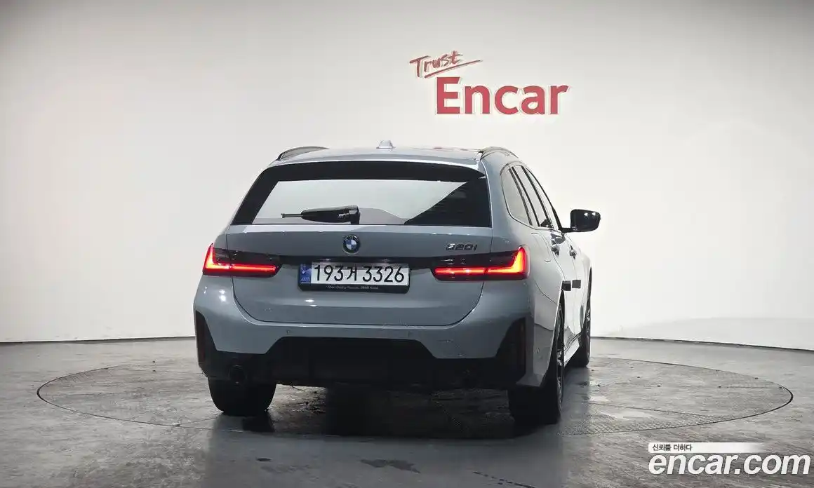 BMW 3-Series 2023 2.0 Автомат в Москве № 188946, фото 11