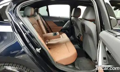 BMW i5 2024 0.2 Автомат в Москве № 188963, миниатюра 12