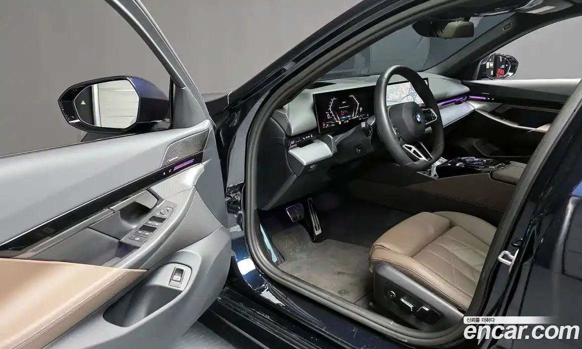 BMW 5-Series 2024 2.0 Автомат в Москве № 189260, фото 1