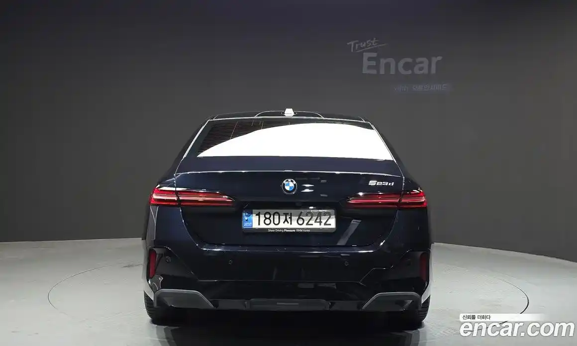 BMW 5-Series 2024 2.0 Автомат в Москве № 189260, фото 12